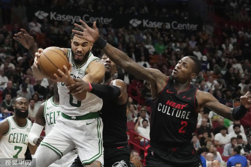 雄鹿签下了 雄鹿签下了