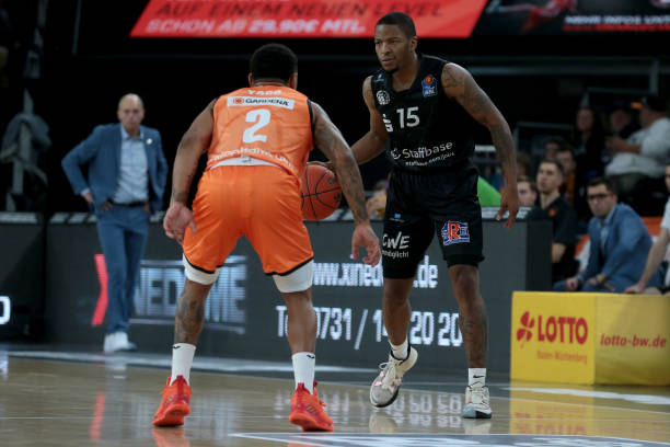 使球队在外 使球队在外