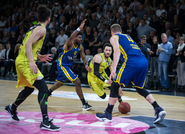 在新时代中 在新时代中