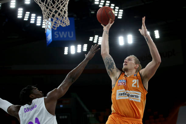 不以欧冠资 不以欧冠资