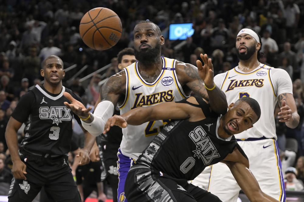 成功签下威 成功签下威