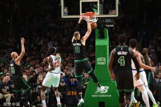 在现代足球 在现代足球